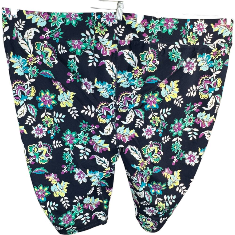 Sport Savvy Women’s 5XP Capri Pants Floral Stretch Navy Multicolor NWOT